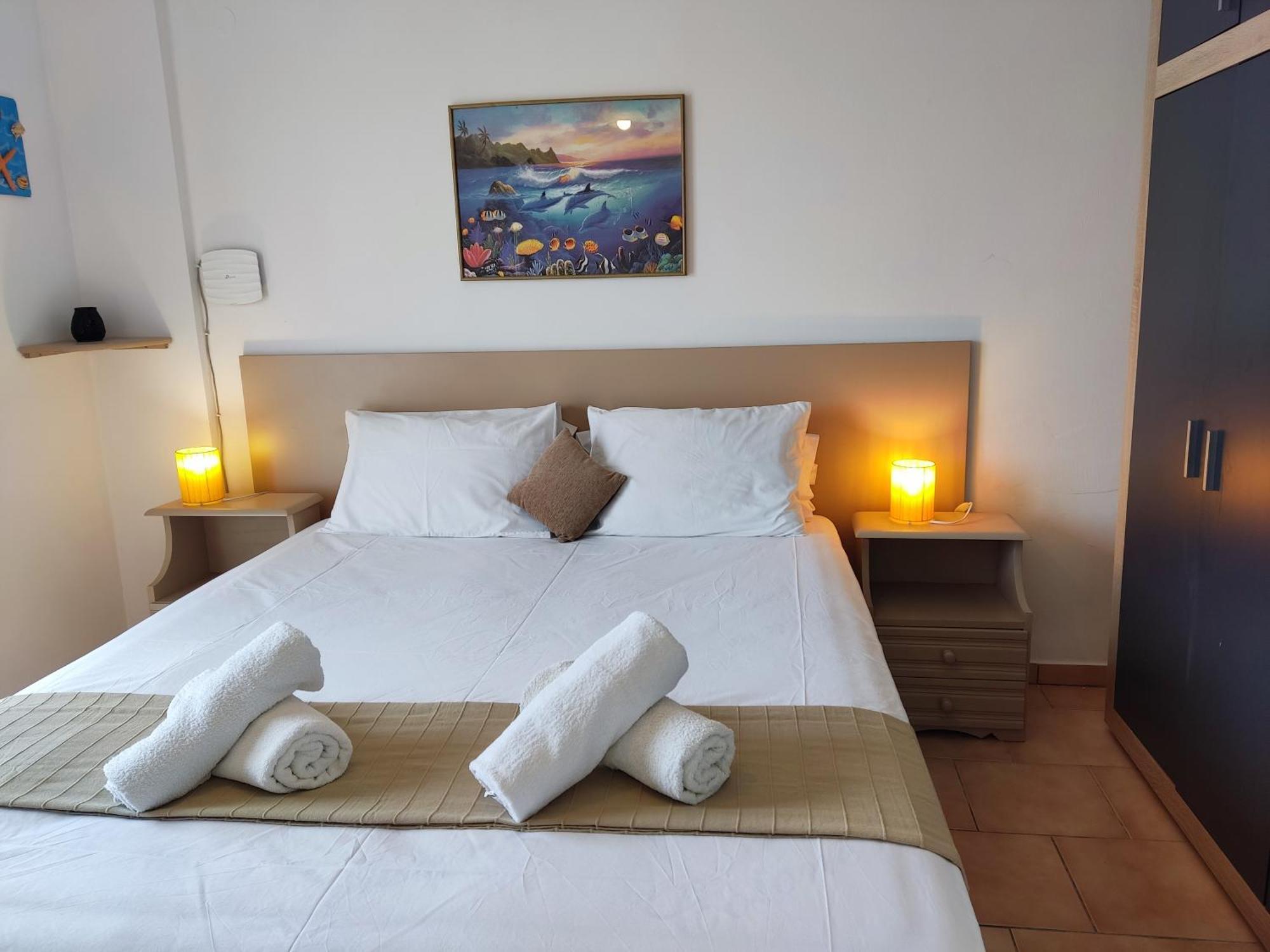 Coral Villas Kómboi 외부 사진